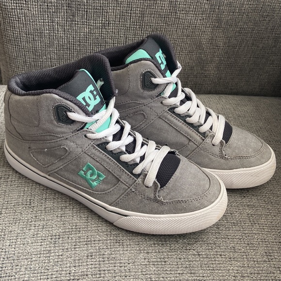 DC youth fabric hightop skate sneaker size 5 Spartan High TX SE - Picture 2 of 8